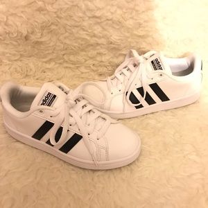 Adidas cloudfoam sneakers